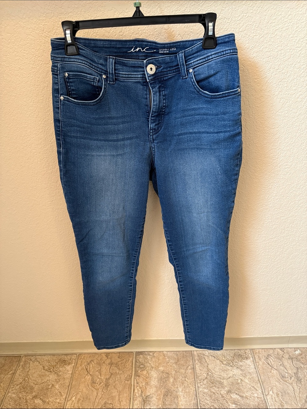 INC International Concepts Indigo Cropped Skinny Jeans